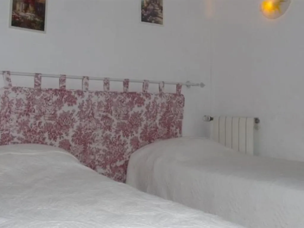 Domaine Saint Victor Hotel La Tour-d'Aigues 3*,